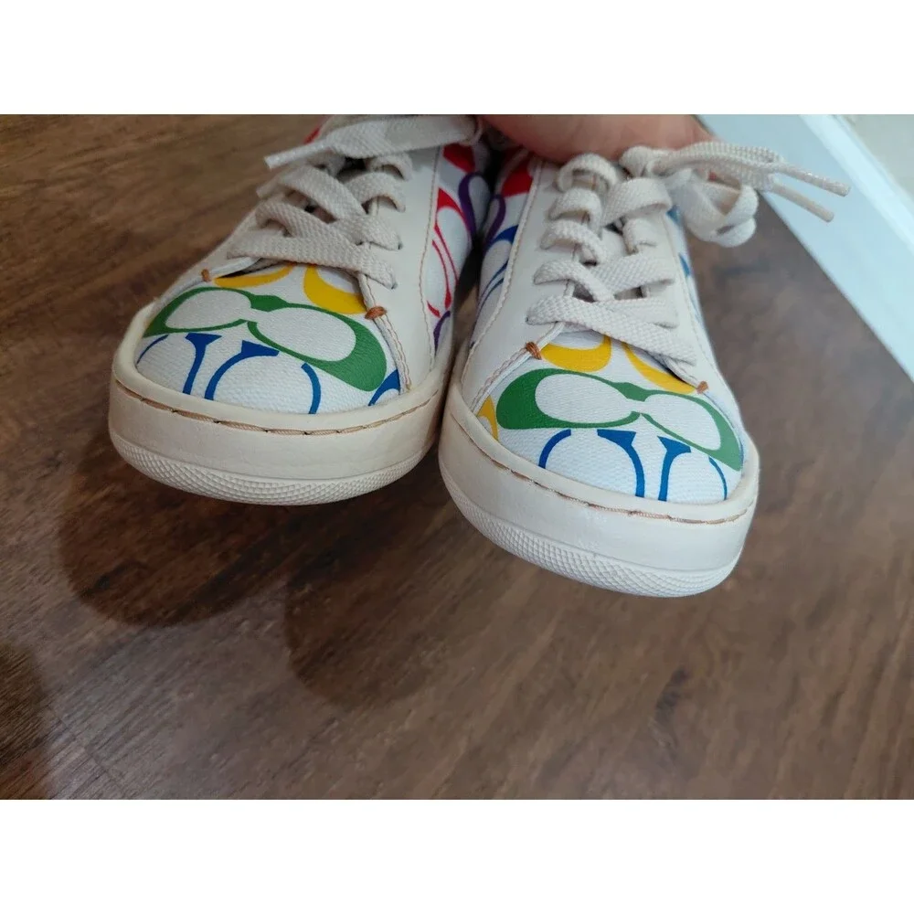 Coach Clip Low Top Sneaker In Rainbow Signature Canvas Women's Size 5.5B